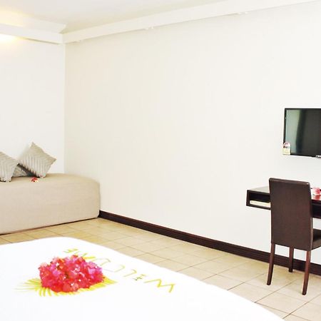 Hotel Oasis Νάντι Εξωτερικό φωτογραφία
